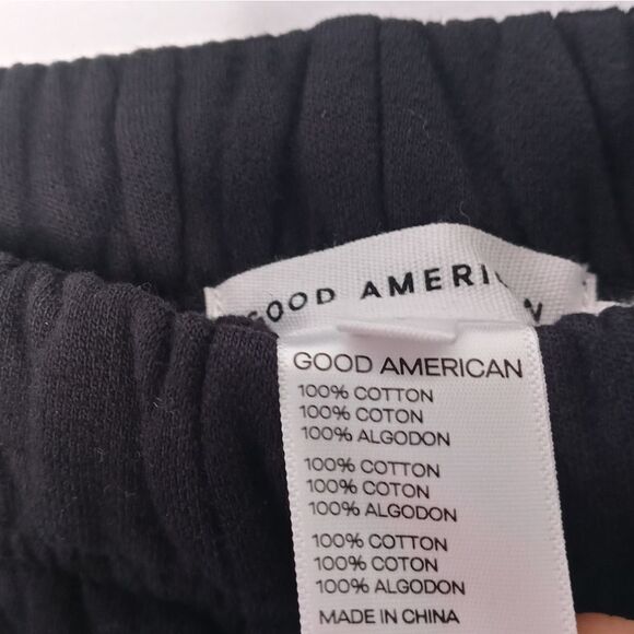 Good American black short size 1/ small - Picture 4 of 6